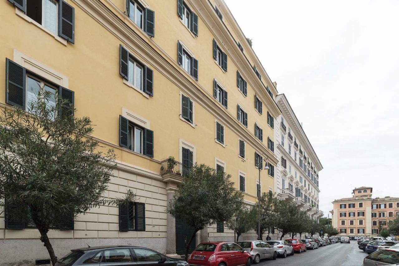 Domus Aurea & Colosseo Sweet Flat Řím Exteriér fotografie